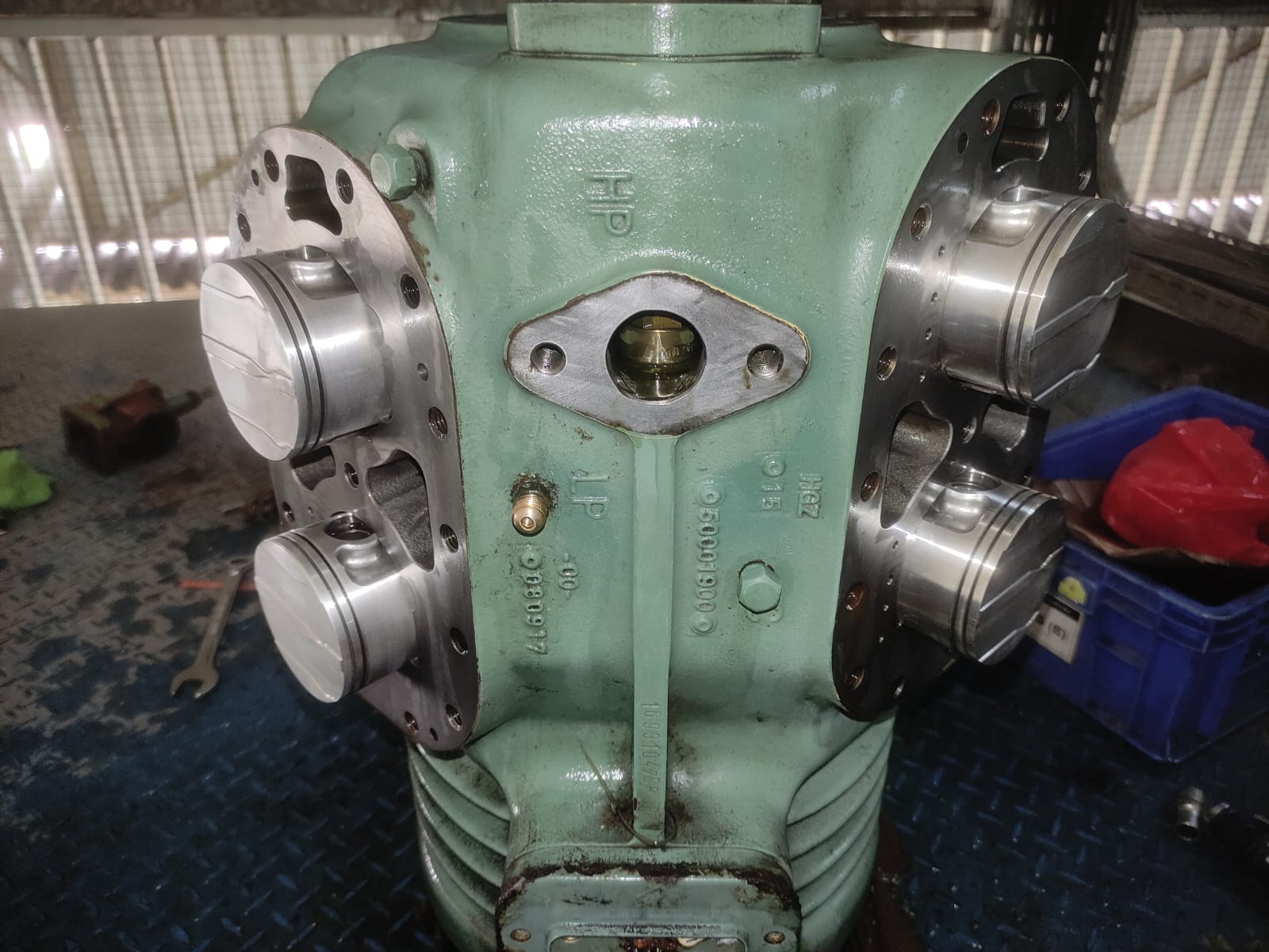 Over houle compressor chiller bitzer